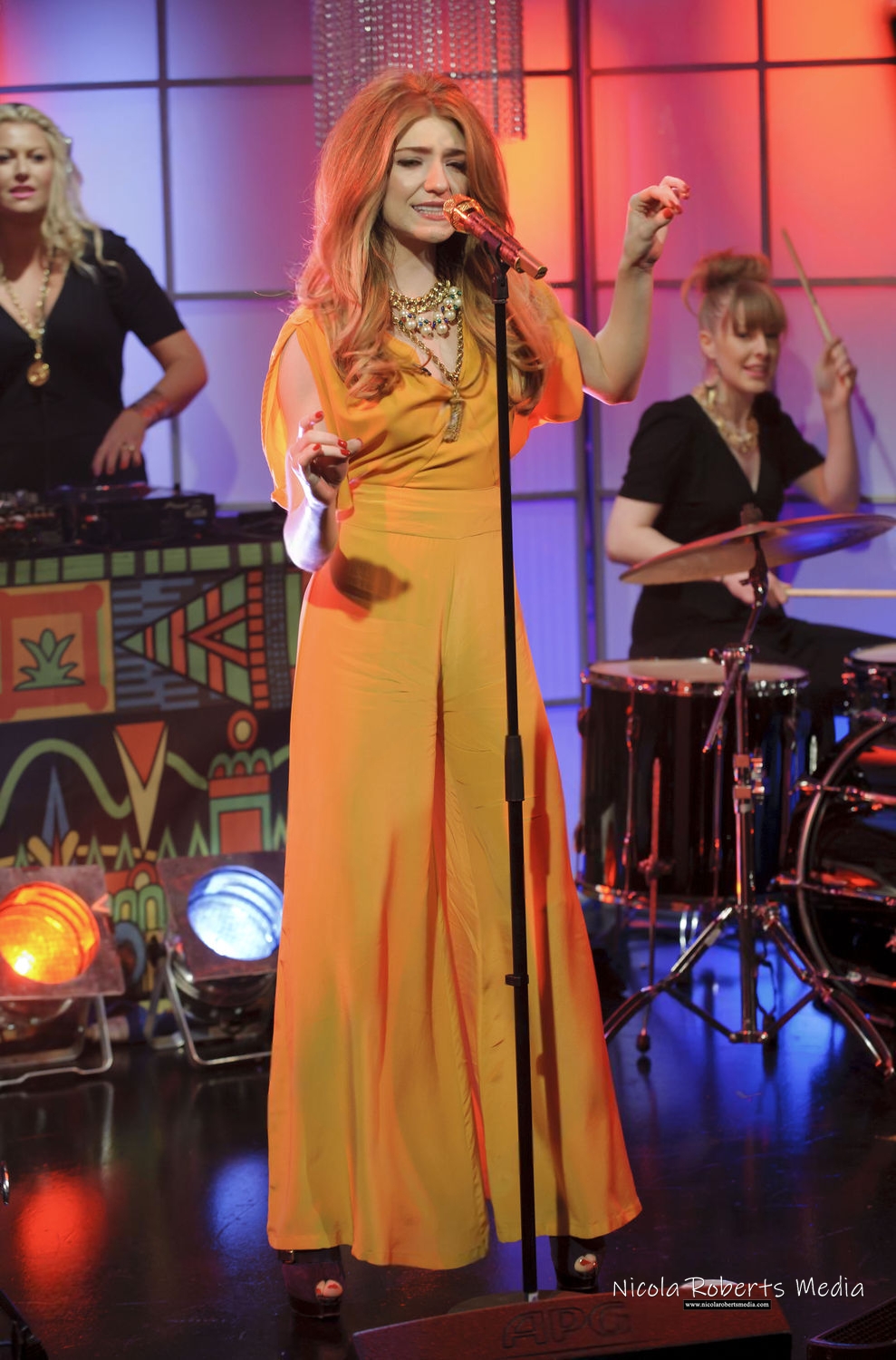 NicolaRobertsMedia-029.jpg