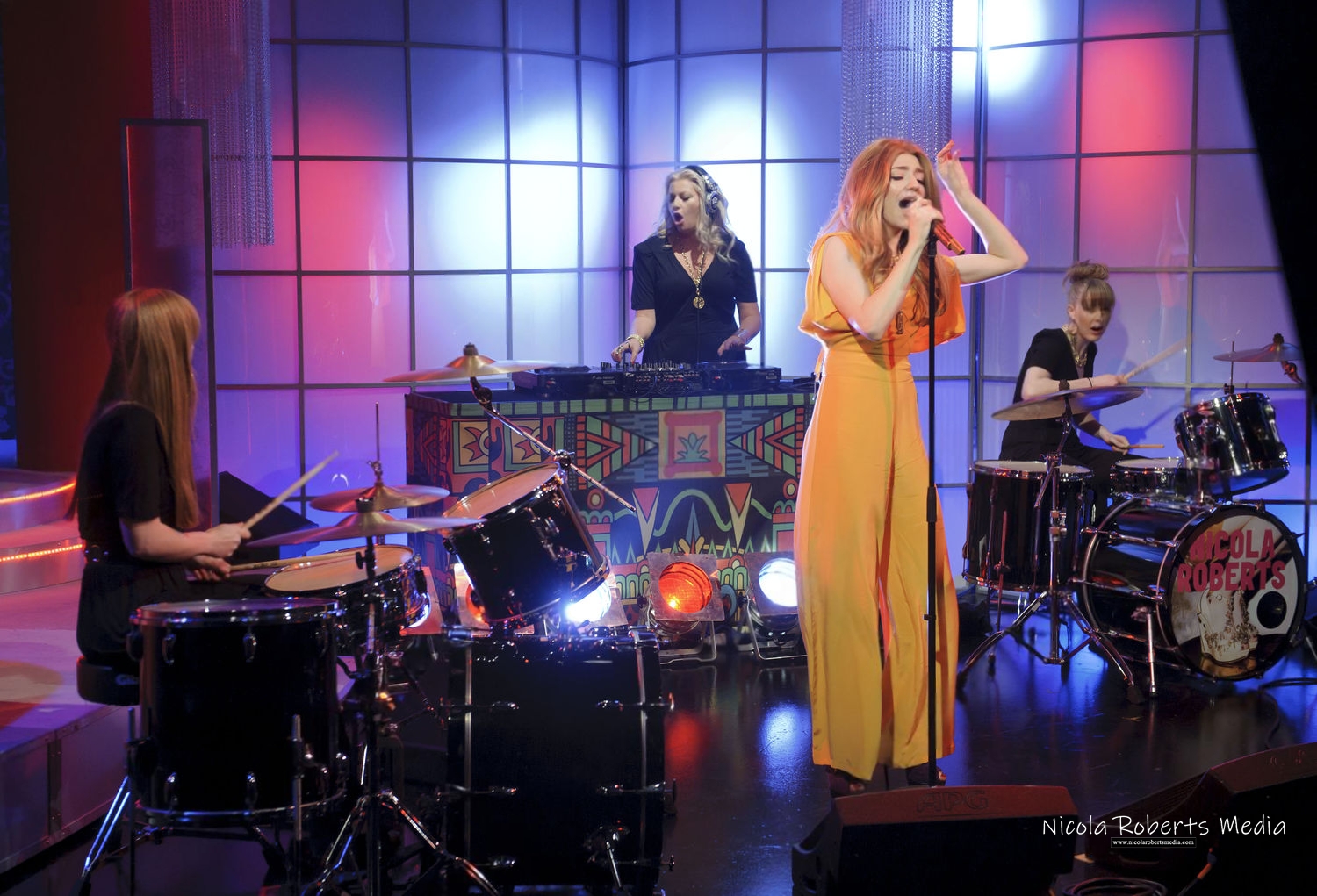 NicolaRobertsMedia-033.jpg